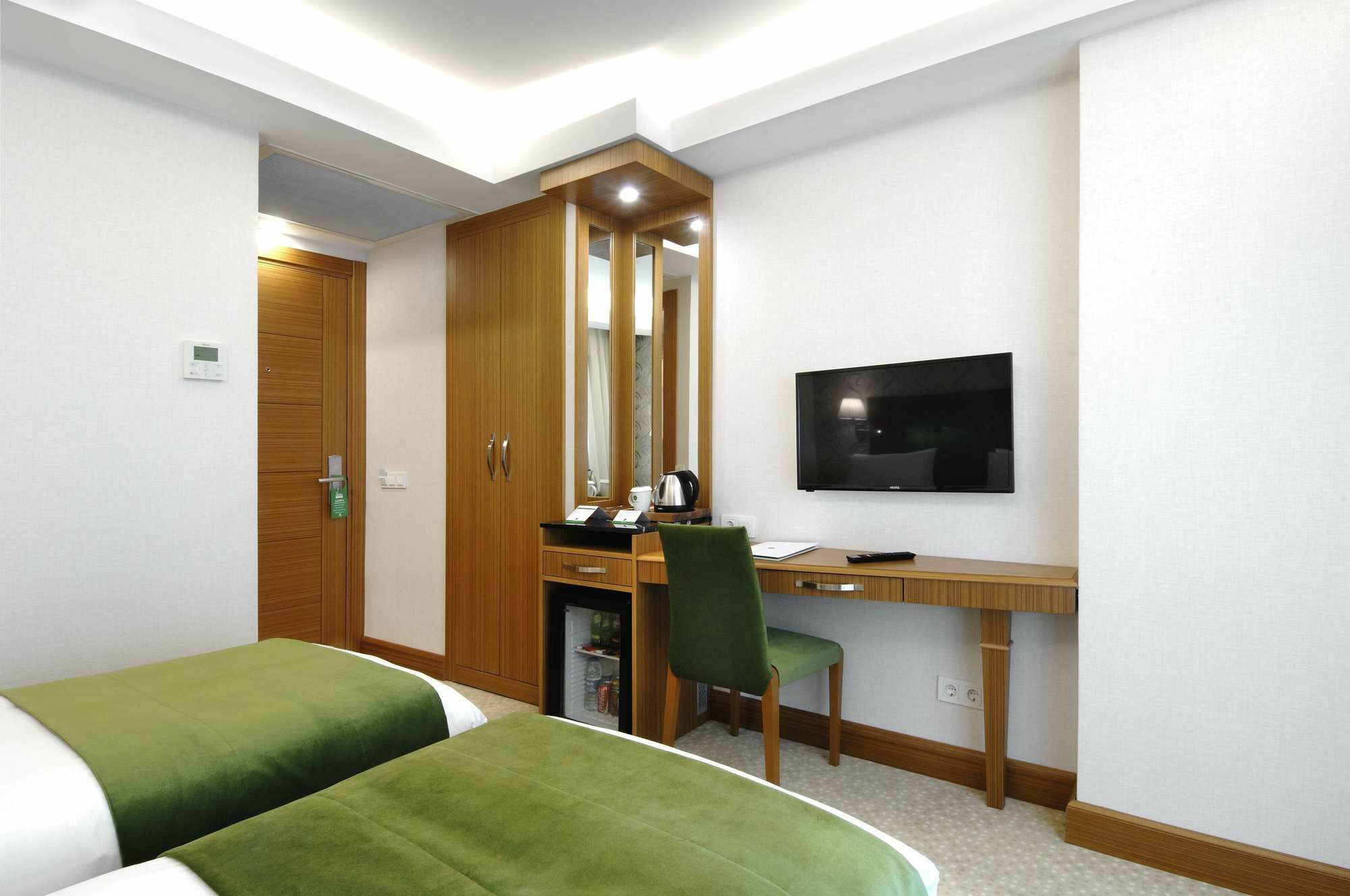 Bizim Hotel Istanbul Exterior foto